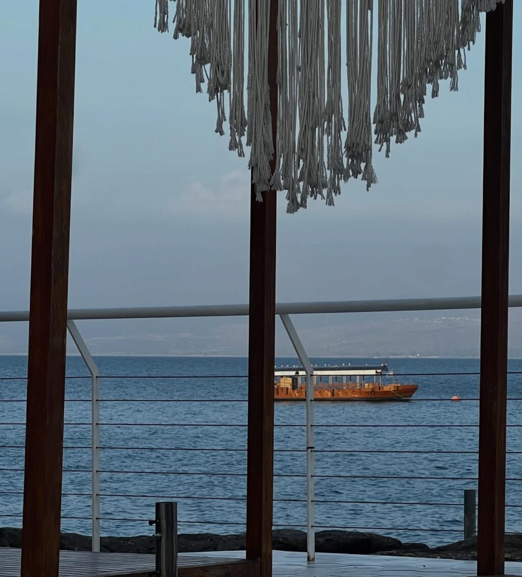 Instagram post from shiran_uriel. This post is in position 1.