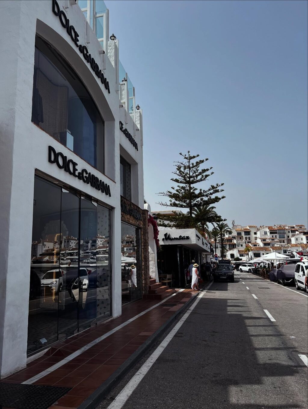 Instagram post from shiran_uriel. This post is in position 6.