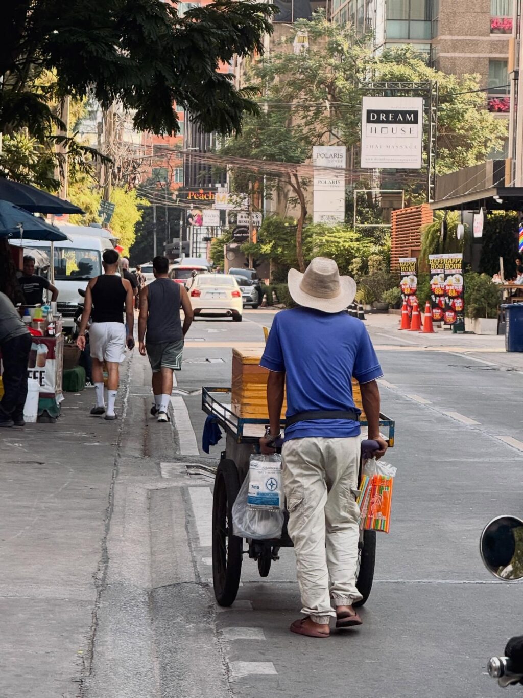 Instagram post from shiran_uriel. This post is in position 17.