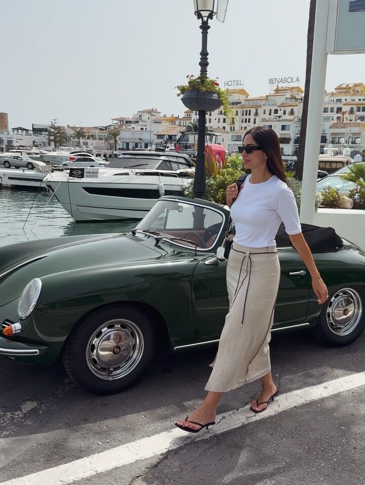 Instagram post from shiran_uriel. This post is in position 1.