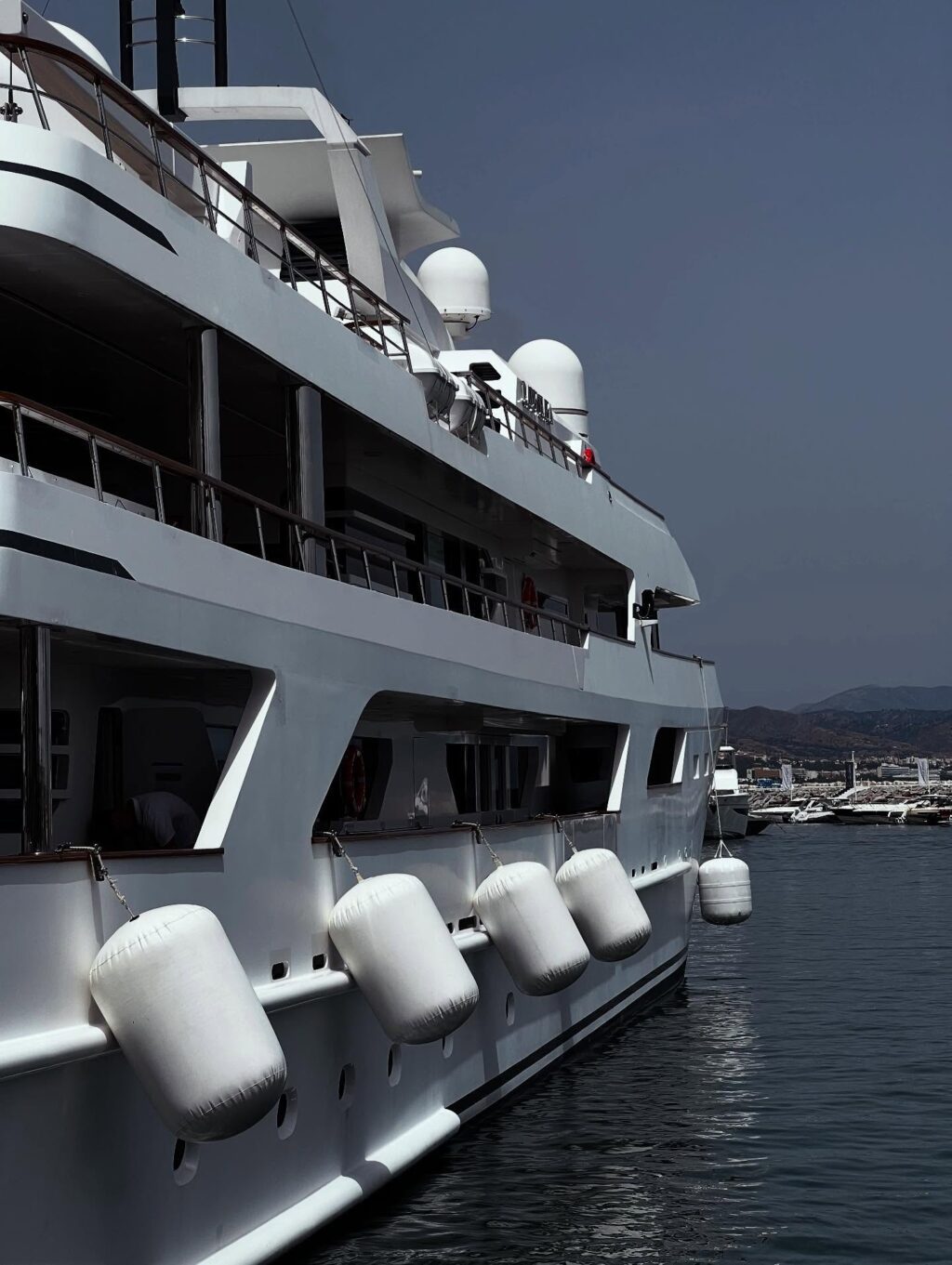 Instagram post from shiran_uriel. This post is in position 5.