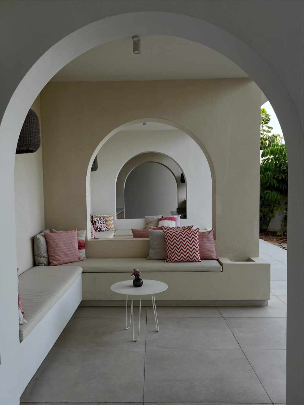 Instagram post from shiran_uriel. This post is in position 3.