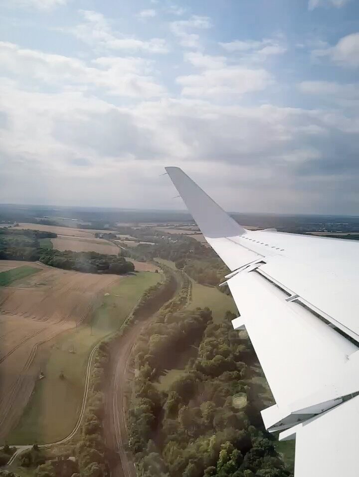 Instagram post from shiran_uriel. This post is in position 2.