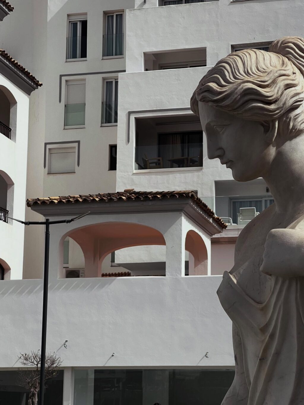 Instagram post from shiran_uriel. This post is in position 11.