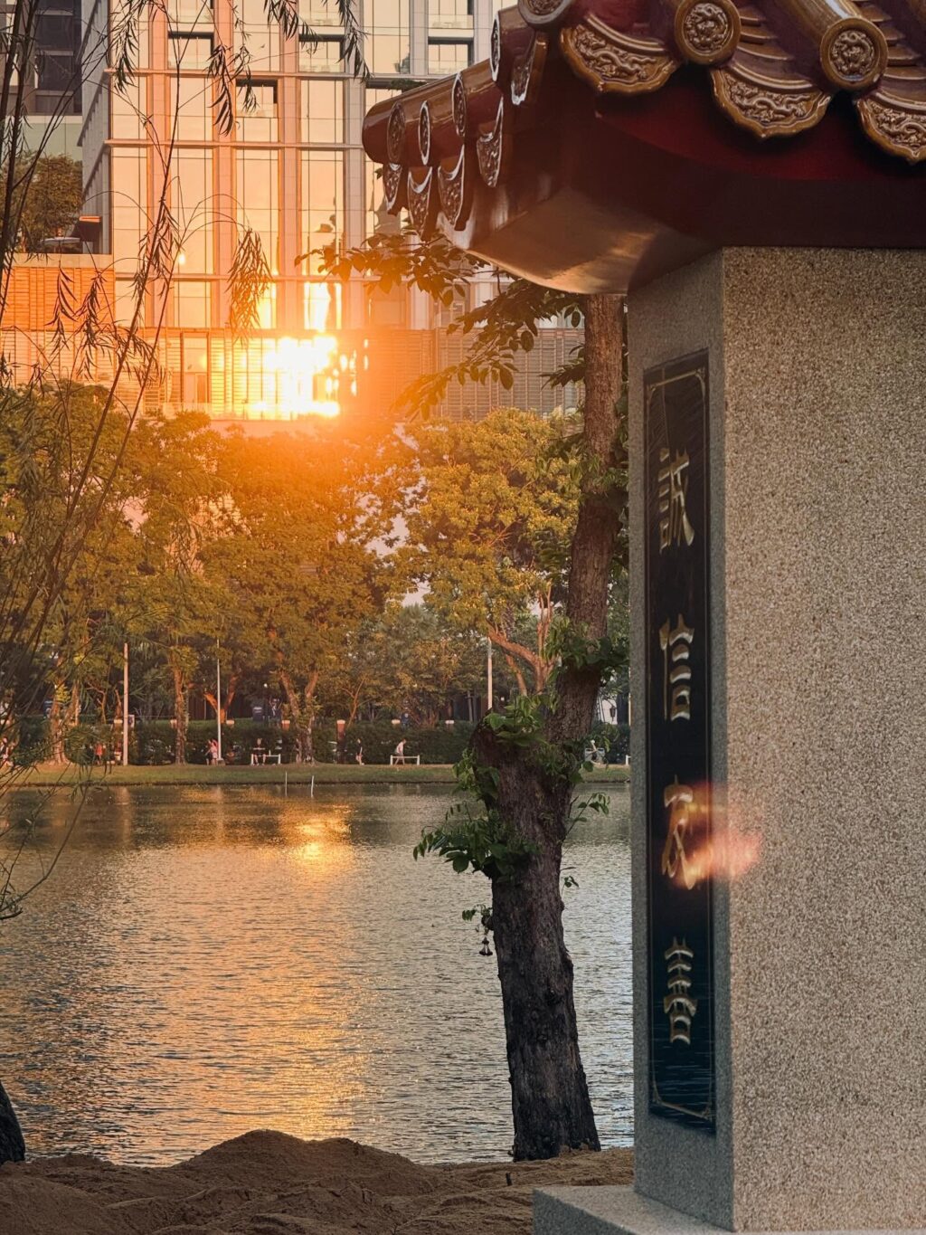 Instagram post from shiran_uriel. This post is in position 2.